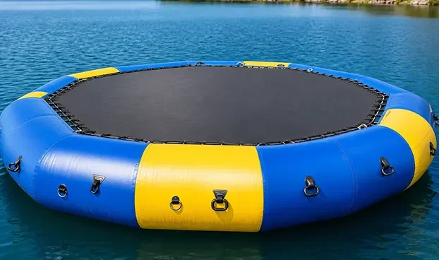 inflatable-tube-with-jumping-surface